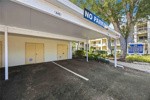 Property Slideshow image 3 of 65 | 433 cerromar ln 440, Venice, FL, 34293