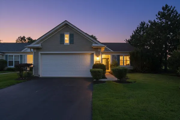 Property Slideshow image 2 of 26 | 13732 burham st, Huntley, IL, 60142