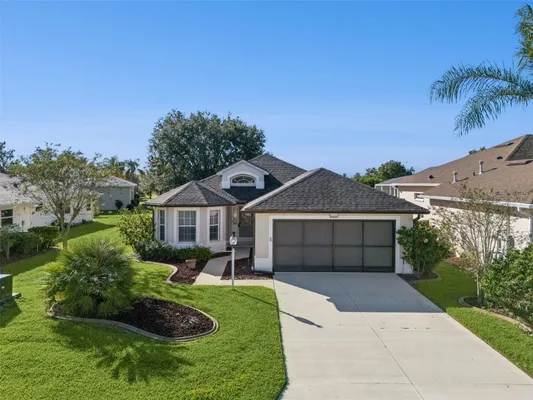 Property Slideshow image 2 of 61 | 5454 sir churchill dr, Leesburg, FL, 34748