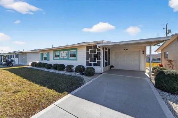 Property Slideshow image 2 of 53 | 1512 chevy chase dr, Sun City Center, FL, 33573