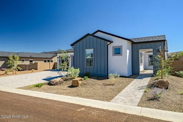 Property Slideshow image 3 of 58 | 3205 willow butte cir, Prescott, AZ, 86301