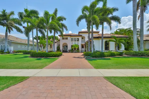 Property Slideshow image 2 of 82 | 5417 tybee island dr, Apollo Beach, FL, 33572