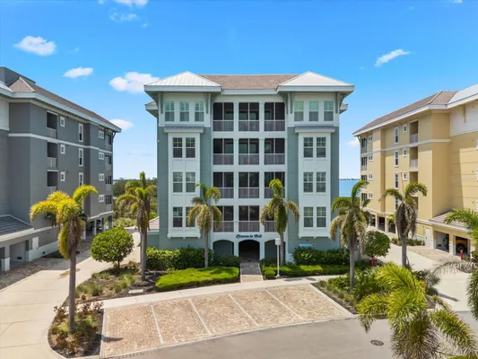 Property Slideshow image 2 of 87 | 388 aruba cir 103, Bradenton, FL, 34209