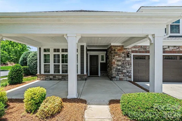 Property Slideshow image 3 of 38 | 12005 grove crossing dr, Huntersville, NC, 28078