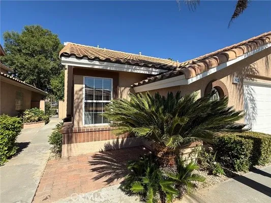 Property Slideshow image 3 of 20 | 1359 pauma vly, Banning, CA, 92220