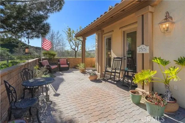 Property Slideshow image 2 of 44 | 27976 red pine ct, Valencia, CA, 91354