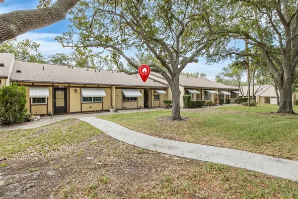 Property Slideshow image 3 of 34 | 8310 high point cir 4, Port Richey, FL, 34668