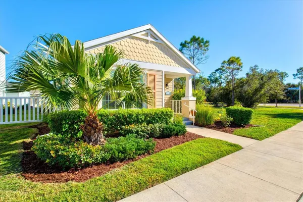 Property Slideshow image 2 of 93 | 12734 shimmering oak cir, Venice, FL, 34293