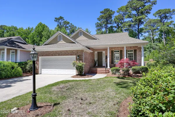 Property Slideshow image 2 of 93 | 1111 congressional ln, Wilmington, NC, 28411