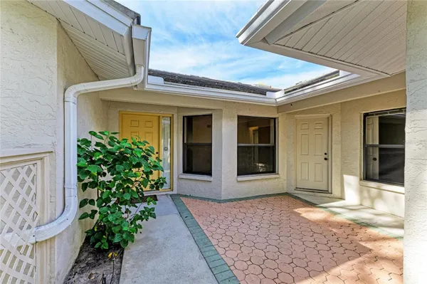 Property Slideshow image 3 of 62 | 101 southampton pl 248, Venice, FL, 34293