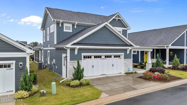 Property Slideshow image 3 of 41 | 33 davidson st, Clayton, NC, 27527