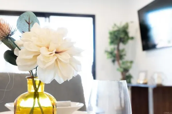 Property Slideshow image 3 of 10 | 6330 genesee ave 318, San Diego, CA, 92122