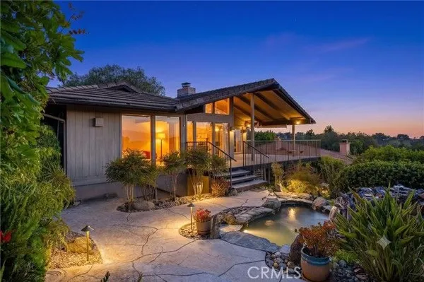Property Slideshow image 2 of 61 | 10960 treeside ln, Escondido, CA, 92026