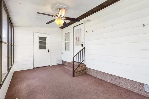 Property Slideshow image 3 of 30 | 732 royal palm ave, Lady Lake, FL, 32159