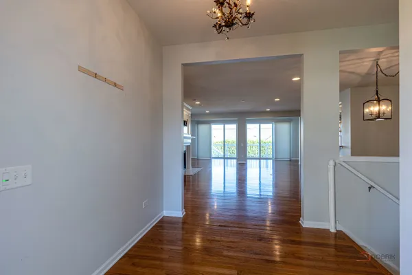 Property Slideshow image 3 of 39 | 3768 canton cir, Mundelein, IL, 60060