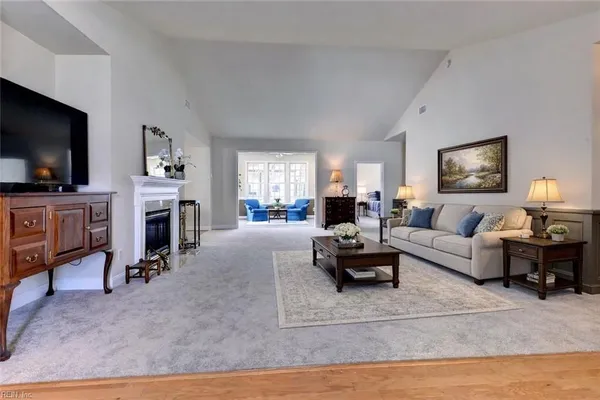 Property Slideshow image 2 of 35 | 6505 lloyds ln, Williamsburg, VA, 23188