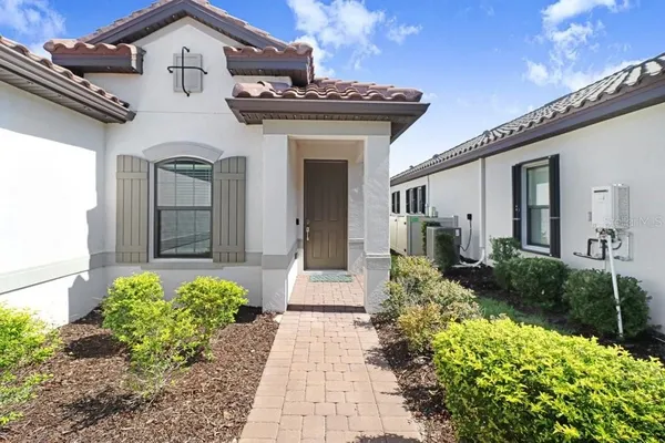 Property Slideshow image 2 of 40 | 4634 crestpoint way, Palmetto, FL, 34221