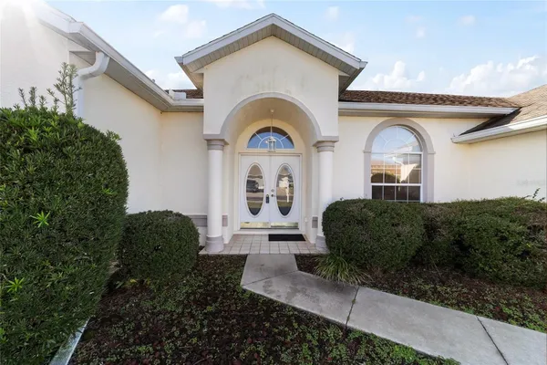 Property Slideshow image 2 of 42 | 5500 nw 23rd pl, Ocala, FL, 34482