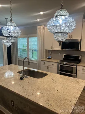 Property Slideshow image 2 of 16 | 8807 pennegrove cir, Charlotte, NC, 28214