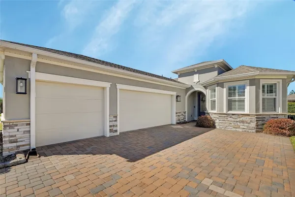 Property Slideshow image 2 of 55 | 254 old moss cir, Deland, FL, 32724