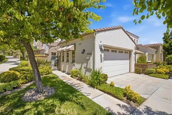 Property Slideshow image 2 of 28 | 23782 noble fir ct, Valencia, CA, 91354