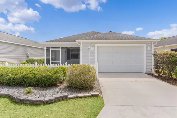 Property Slideshow image 2 of 42 | 3401 carrabelle ct, The Villages, FL, 32163