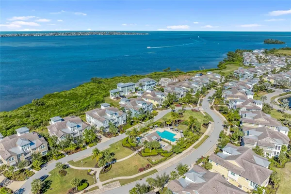 Property Slideshow image 2 of 98 | 334 castaway cay dr 101, Bradenton, FL, 34209