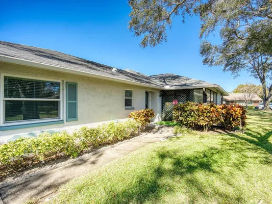 Property Slideshow image 2 of 35 | 365 durham ct, Dunedin, FL, 34698