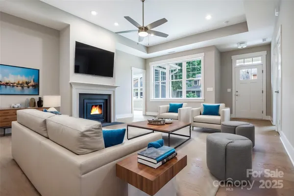 Property Slideshow image 2 of 47 | 48 creekside view dr, Asheville, NC, 28804