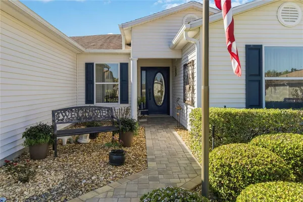 Property Slideshow image 2 of 38 | 844 eagles lndg, Leesburg, FL, 34748