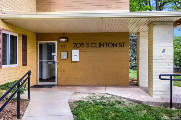 Property Slideshow image 3 of 25 | 705 s clinton st 9b, Denver, CO, 80247
