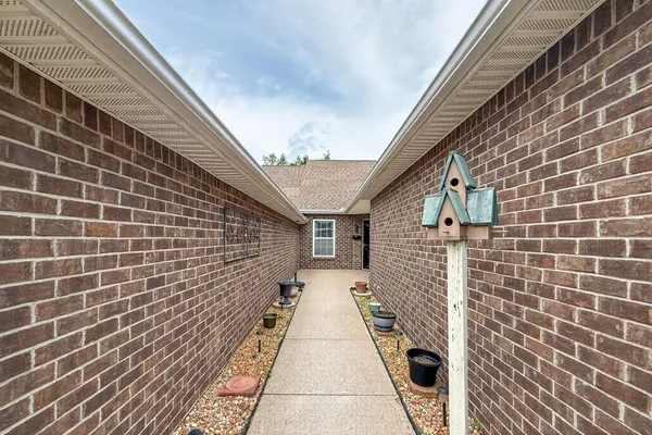 Property Slideshow image 2 of 28 | 161 plymouth dr, Lebanon, TN, 37087