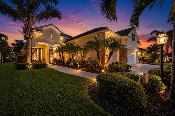 Property Slideshow image 3 of 82 | 4209 midnight blue run, Bradenton, FL, 34211
