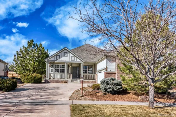 Property Slideshow image 3 of 48 | 8131 s quatar cir, Aurora, CO, 80016