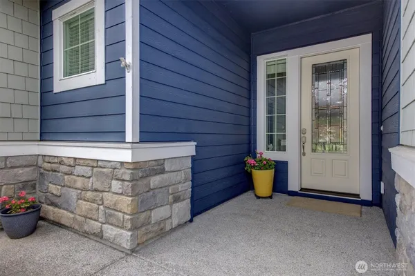 Property Slideshow image 3 of 40 | 3425 arrowroot st, Lacey, WA, 98513