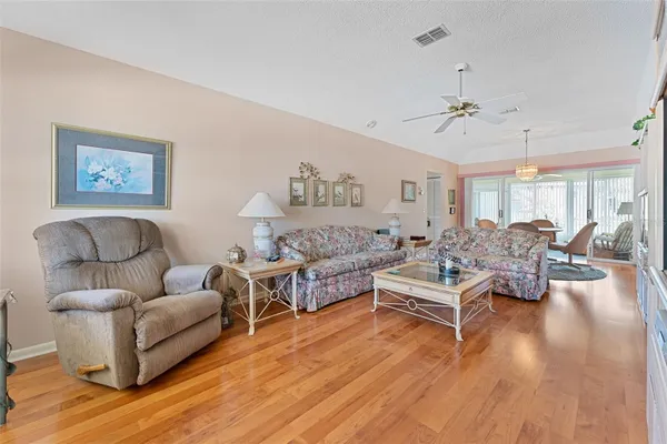 Property Slideshow image 3 of 26 | 3465 glen abbey ln, Lakeland, FL, 33810