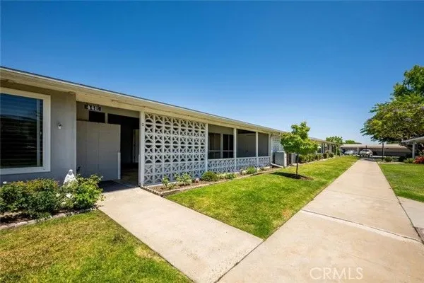 Property Slideshow image 3 of 48 | 1562 golden rain rd 44d m2, Seal Beach, CA, 90740