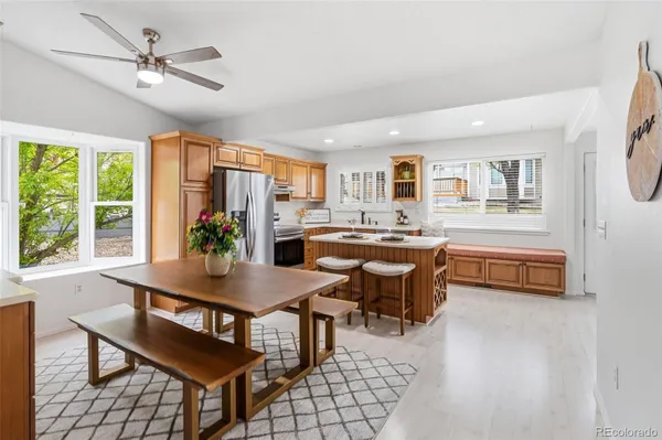 Property Slideshow image 2 of 18 | 41 canongate ln, Highlands Ranch, CO, 80130