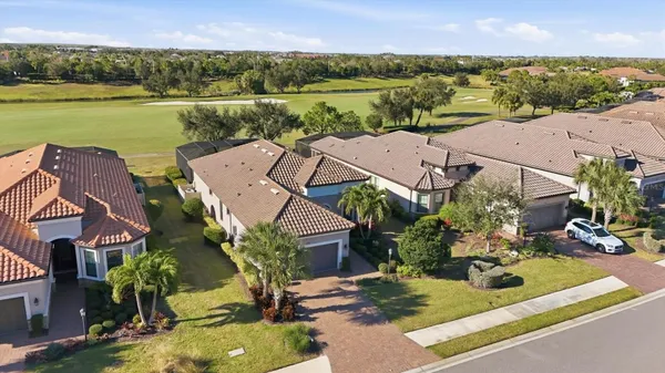 Property Slideshow image 2 of 72 | 12803 sorrento way, Bradenton, FL, 34211