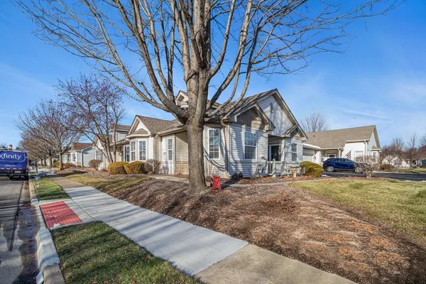 Property Slideshow image 2 of 16 | 12127 white tail ln, Huntley, IL, 60142
