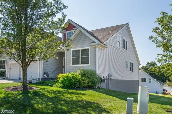 Property Slideshow image 3 of 27 | 11 fairchild ln, Sussex, NJ, 07461