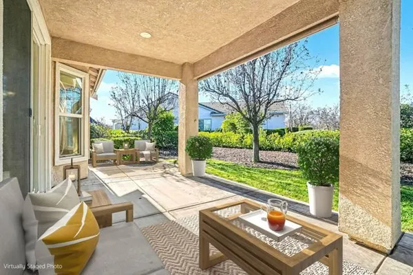 Property Slideshow image 3 of 38 | 399 earlham way, Brentwood, CA, 94513