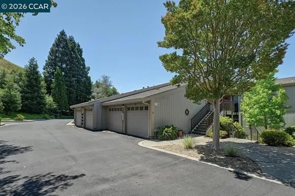 Property Slideshow image 2 of 56 | 2705 saklan indian dr 4, Walnut Creek, CA, 94595