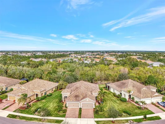 Property Slideshow image 3 of 93 | 11409 okaloosa dr, Venice, FL, 34293