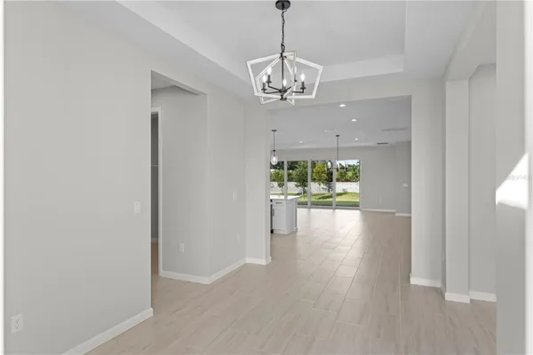 Property Slideshow image 3 of 35 | 563 hammock oaks blvd, Lady Lake, FL, 32159