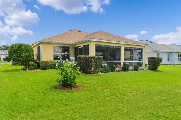 Property Slideshow image 2 of 34 | 16840 se 85th sapelo ct, The Villages, FL, 32162