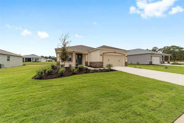 Property Slideshow image 2 of 39 | 10425 sw 106th ct, Ocala, FL, 34481