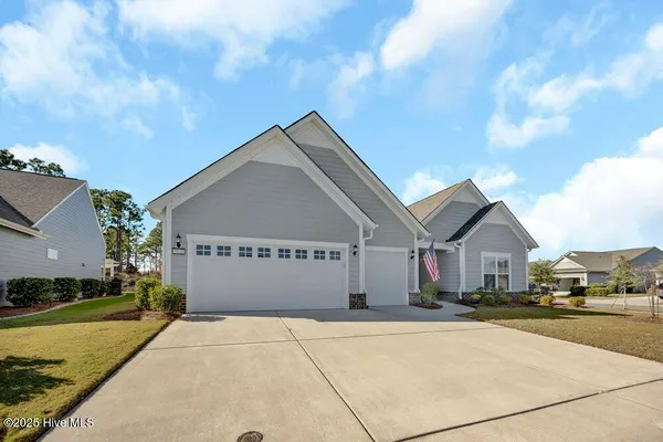 Property Slideshow image 3 of 54 | 1032 snowden rd, Wilmington, NC, 28412