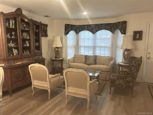 Property Slideshow image 3 of 12 | 891 altessa blvd, Huntington, NY, 11747