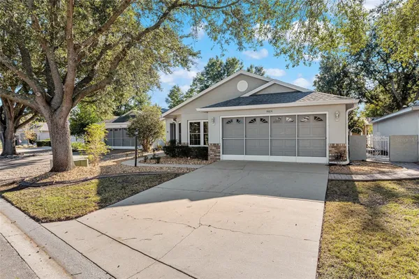 Property Slideshow image 3 of 42 | 9526 sw 92nd place rd, Ocala, FL, 34481